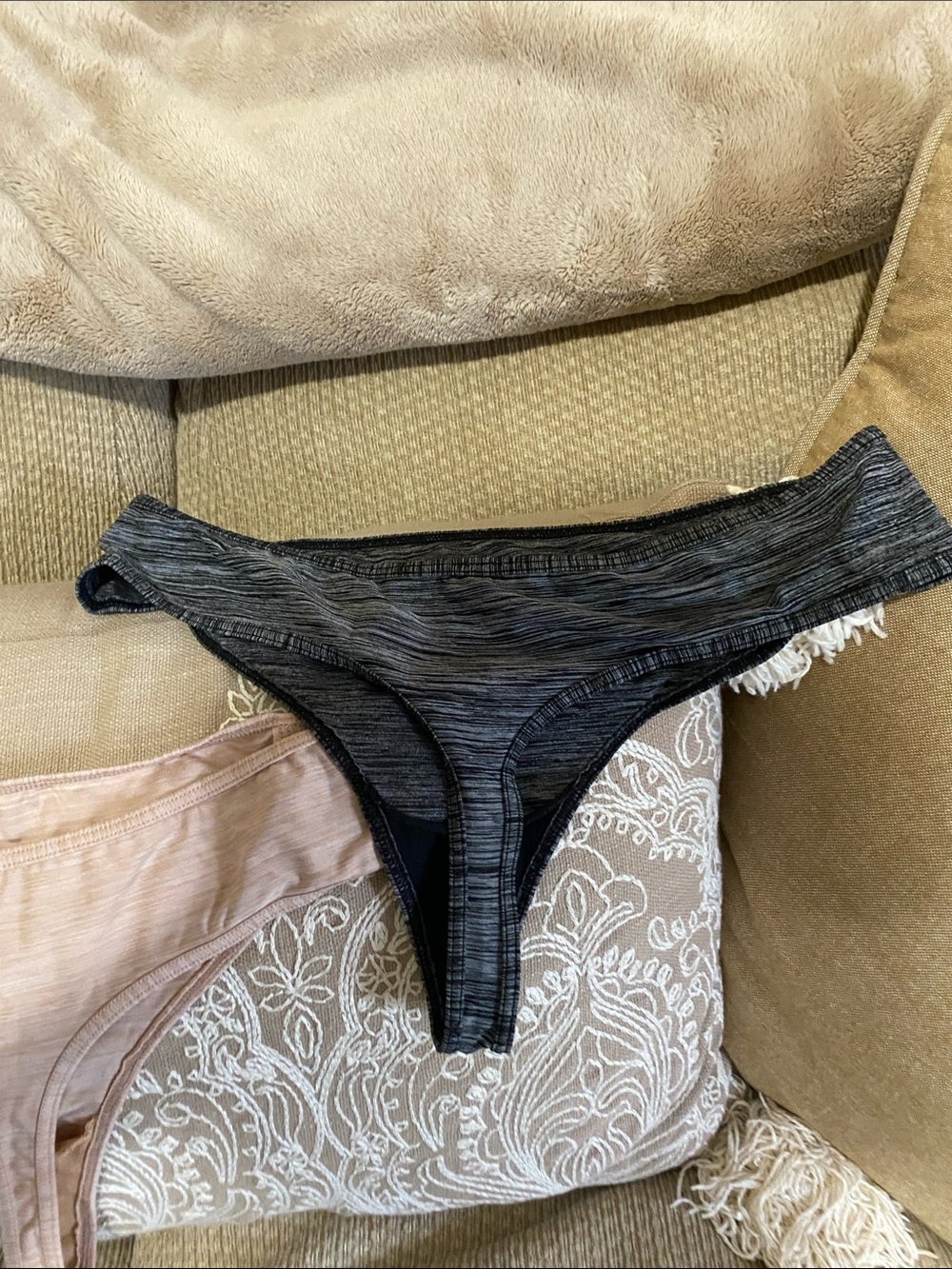 🩶🤍🖤EUC Victoria’s Secret Thong Panty - 3-Pack (Grey, Black & Beige) - Picture 5 of 9